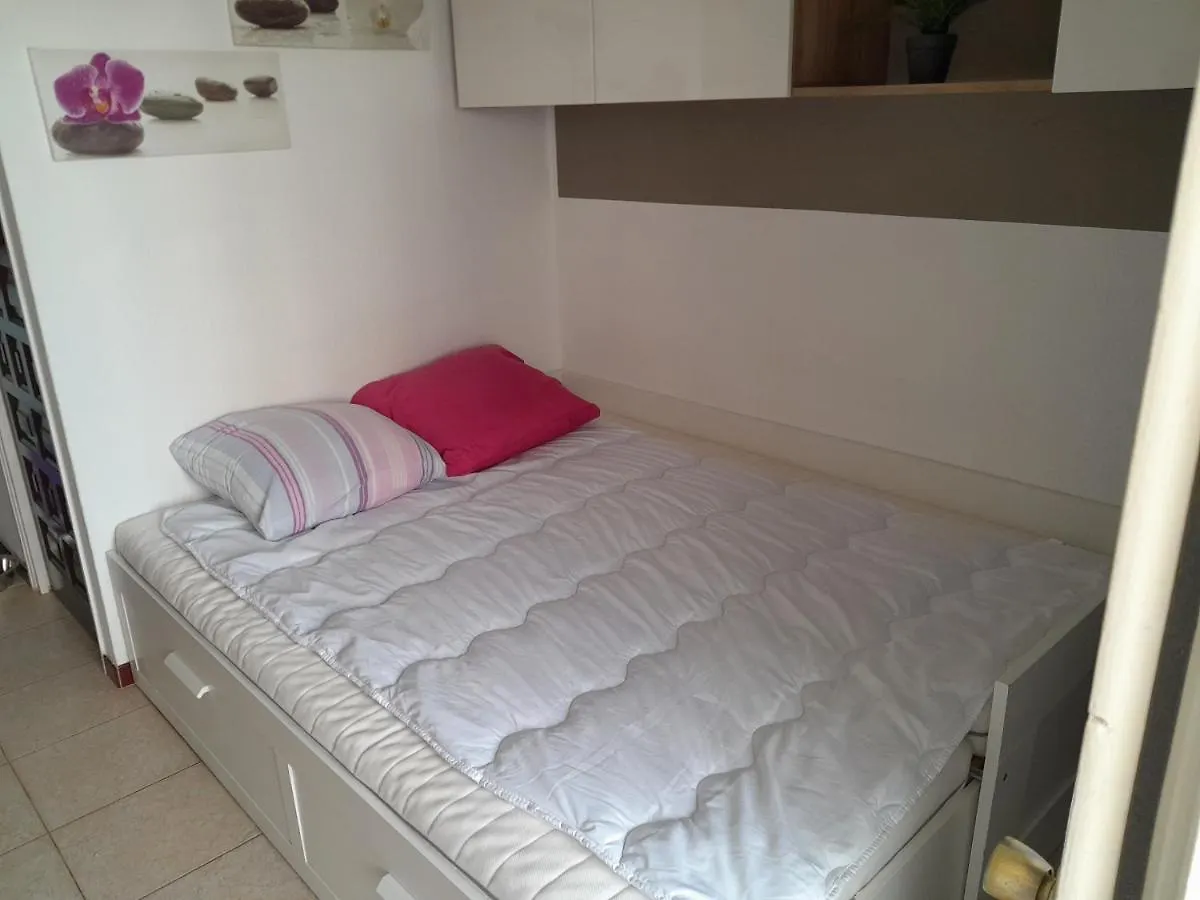 Muntaner 24- Piso Con Piscina Comunitaria Appartement Roses Spanje